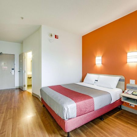 Motel 6-Brampton, On - Toronto Eksteriør billede