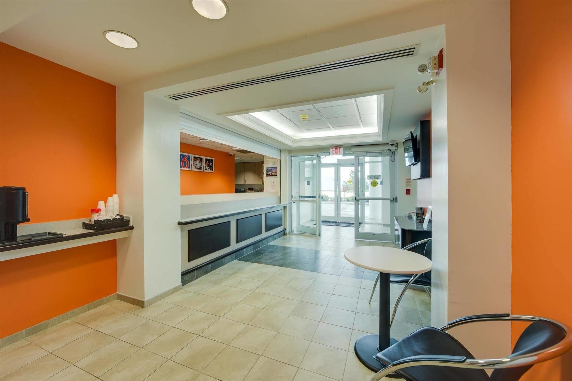 Motel 6-Brampton, On - Toronto Eksteriør billede